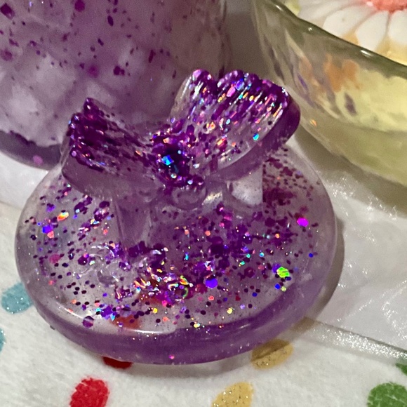 “Flowers & Flames” Soy 2 Wick Candle Bowl  & Butterfly Lavender Soy Candle - Picture 5 of 12